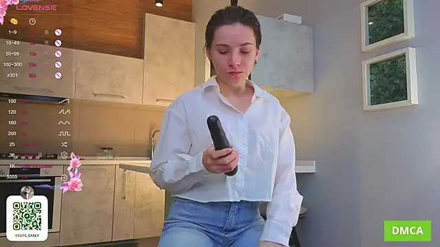 DonnaBurkee online show from 12, 10, 2025