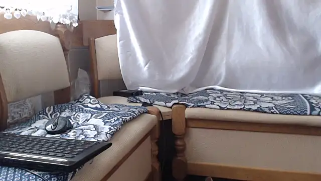 Burberrry  online show from 18, 5, 2026
