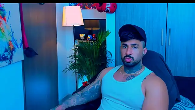 Snapshot of naugthy_dominant chatting on 14, 11, 2025 naugthy dominant online show from 14, 11, 2025