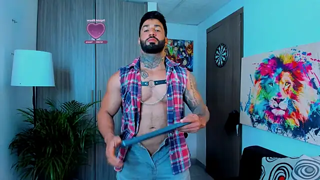 Snapshot of naugthy_dominant chatting on 24, 10, 2025 naugthy dominant online show from 24, 10, 2025