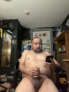Snapshot of ElPollo77 chatting on 9, 3, 2025 ElPollo77 online show from 9, 3, 2025