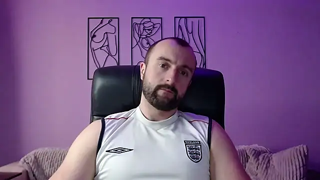 brindlefly6969 online show from 14, 2, 2025