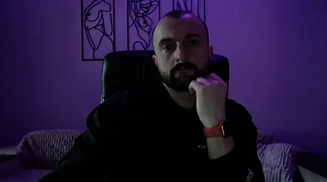 brindlefly6969 online show from 25, 2, 2025