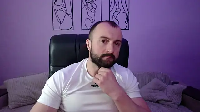 brindlefly6969 online show from 7, 4, 2026