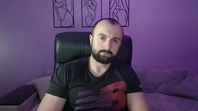 brindlefly6969 online show from 17, 12, 2025