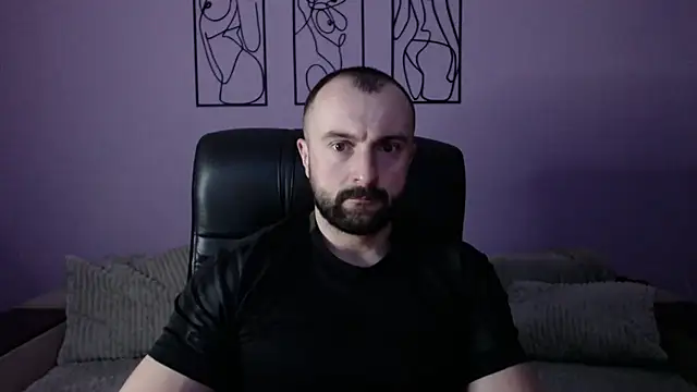 brindlefly6969 online show from 28, 3, 2026