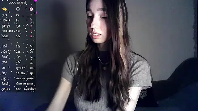 Snapshot of ElizaSwon chatting on 11, 3, 2025 ElizaSwon online show from 11, 3, 2025