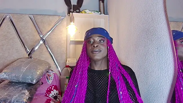 puca ebony online show from 3, 3, 2025