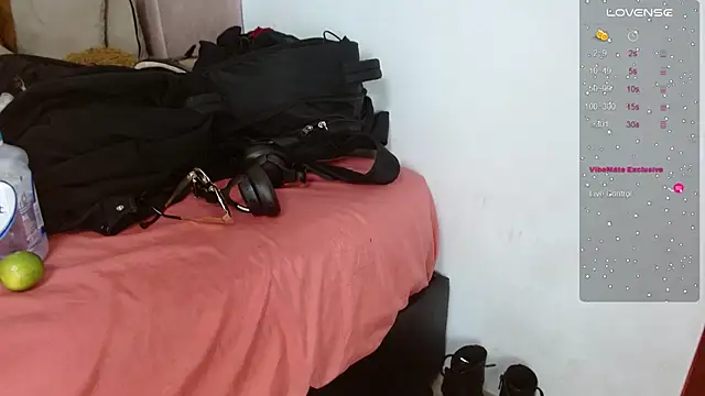 puca ebony online show from 18, 11, 2025