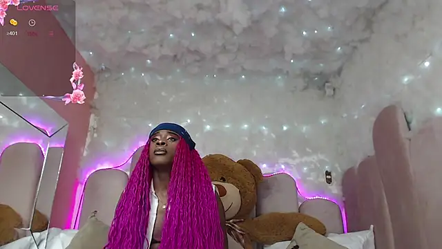puca ebony online show from 6, 3, 2025