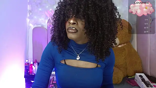 puca ebony online show from 19, 12, 2025