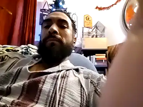 Snapshot of Forbidden_daddy chatting on 7, 12, 2024 Forbidden daddy online show from 7, 12, 2024