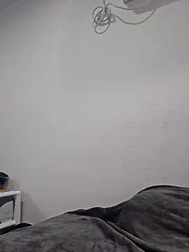 Iliketocooksquirt25 online show from 20, 10, 2025