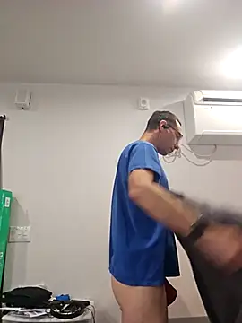 Iliketocooksquirt25 online show from 19, 3, 2026