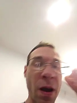 Iliketocooksquirt25 online show from 21, 4, 2026