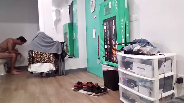 Iliketocooksquirt25 online show from 8, 10, 2025