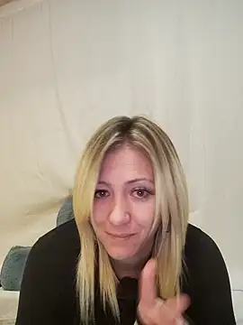 SallyCumLaude online show from 16, 2, 2025