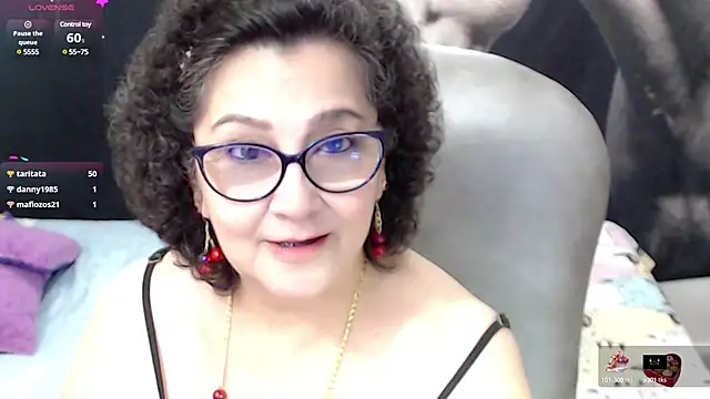 cataleya mom online show from 6, 3, 2025