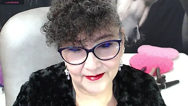 cataleya mom online show from 3, 3, 2025