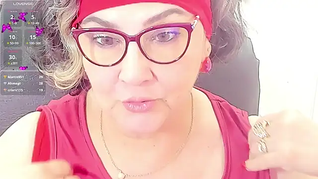 Snapshot of cataleya_mom chatting on 7, 6, 2026 cataleya mom online show from 7, 6, 2026
