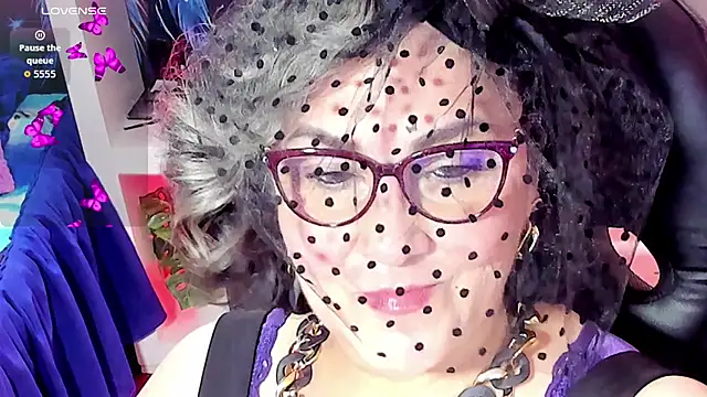 cataleya mom online show from 31, 10, 2025