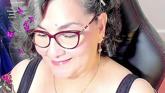 cataleya mom online show from 28, 10, 2025