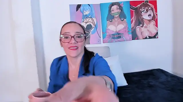 Jessica Herrera  online show from 11, 10, 2025