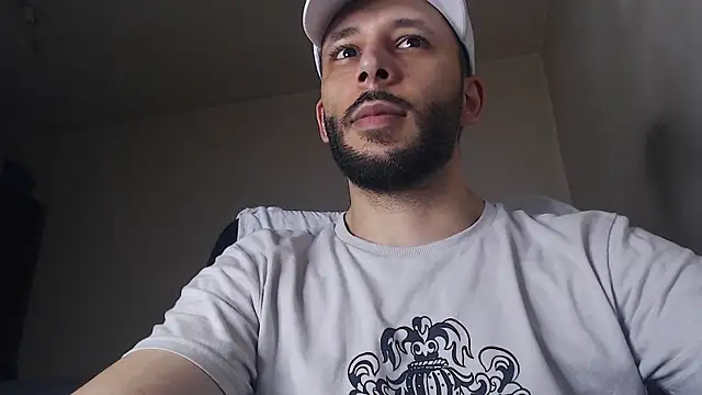 Snapshot of henryaxe chatting on 25, 6, 2026 henryaxe online show from 25, 6, 2026