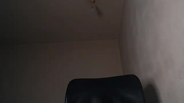 Snapshot of henryaxe chatting on 15, 5, 2026 henryaxe online show from 15, 5, 2026