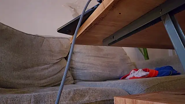 phranof  online show from 13, 4, 2026