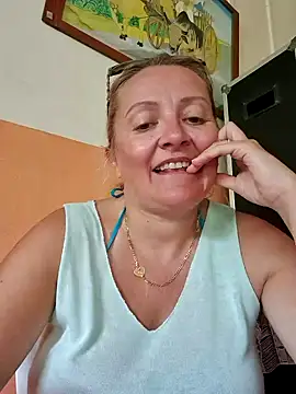 lady charlyne online show from 3, 2, 2025