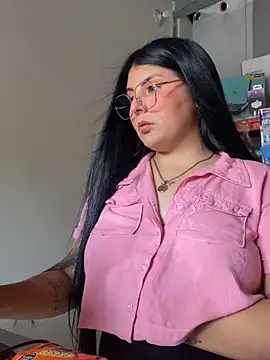 bella isabela online show from 14, 9, 2025