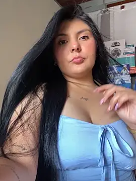 bella isabela online show from 7, 10, 2025