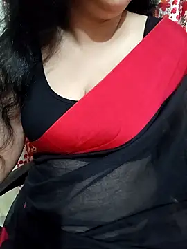 Snapshot of Priya_Boudi chatting on 26, 4, 2026 Priya Boudi online show from 26, 4, 2026