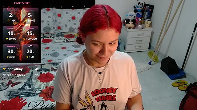 Snapshot of soniafuckboobs chatting on 4, 5, 2026 soniafuckboobs online show from 4, 5, 2026