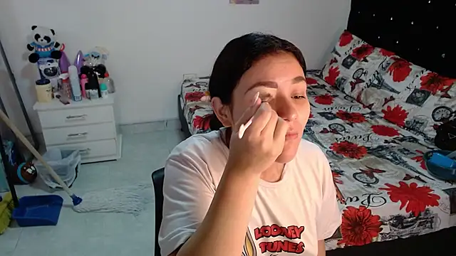 Snapshot of soniafuckboobs chatting on 9, 6, 2026 soniafuckboobs online show from 9, 6, 2026