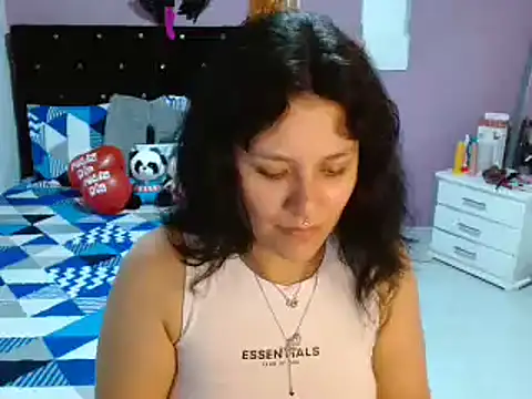 soniafuckboobs online show from 12, 3, 2025
