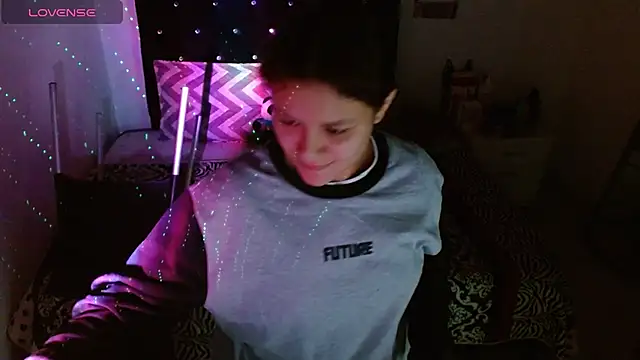 soniafuckboobs online show from 8, 11, 2025