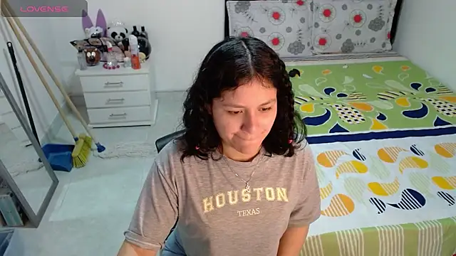 soniafuckboobs online show from 8, 4, 2026