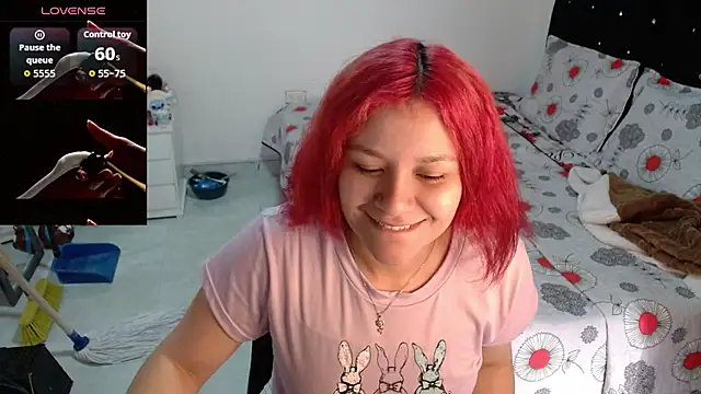 Snapshot of soniafuckboobs chatting on 15, 5, 2026 soniafuckboobs online show from 15, 5, 2026