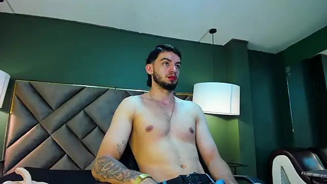 Michael magno online show from 9, 11, 2025