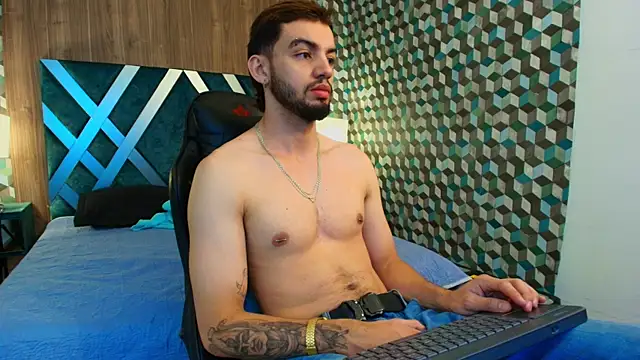 Michael magno online show from 8, 10, 2025