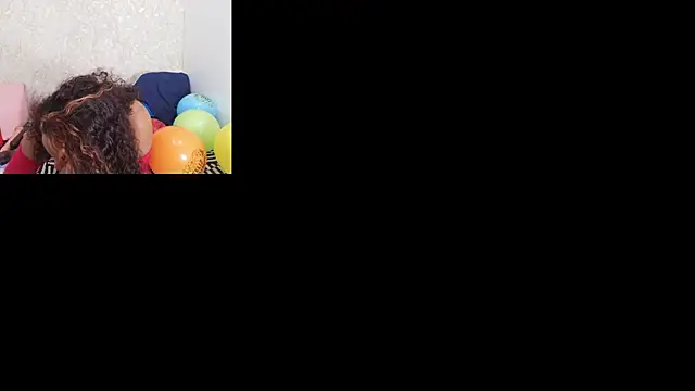 Snapshot of sofi_balvin chatting on 17, 9, 2025 sofi balvin online show from 17, 9, 2025
