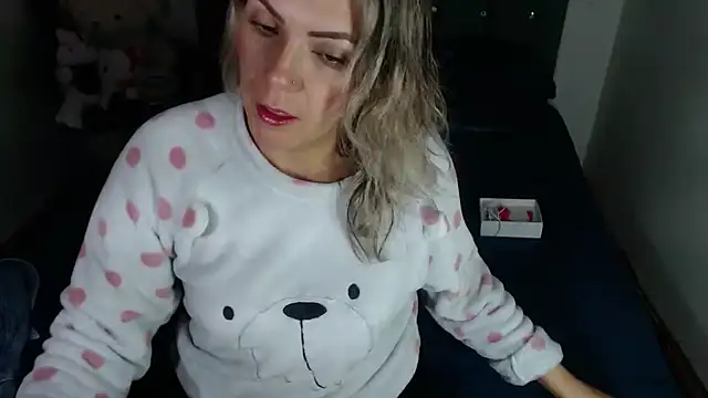 Chantal hott online show from 7, 3, 2026