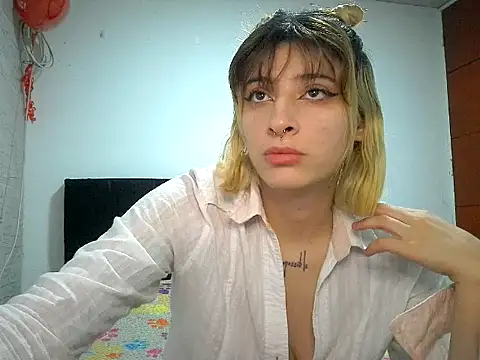 Mia foster1 online show from 26, 5, 2026