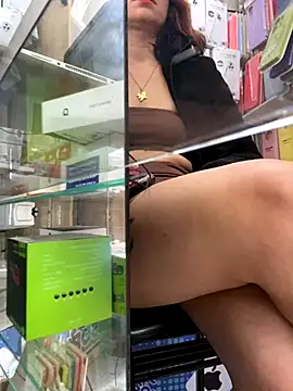 Paula382023 online show from 6, 11, 2025