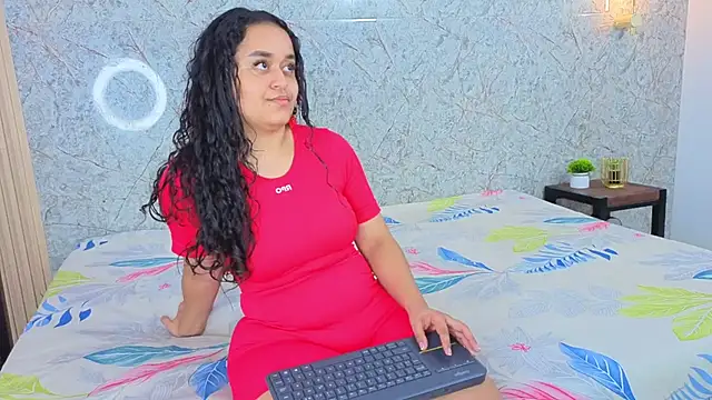 sabrina shark  online show from 23, 12, 2025