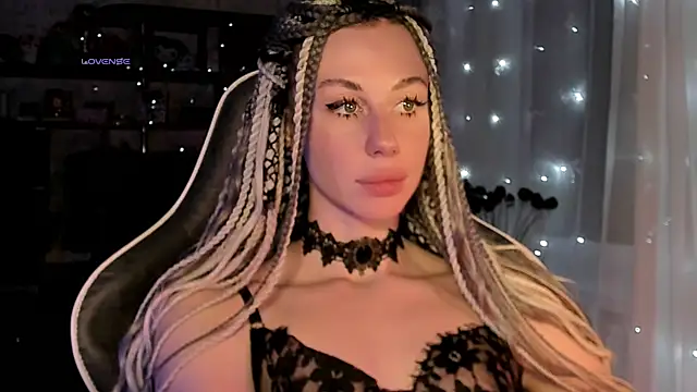 elena addiction online show from 8, 7, 2026