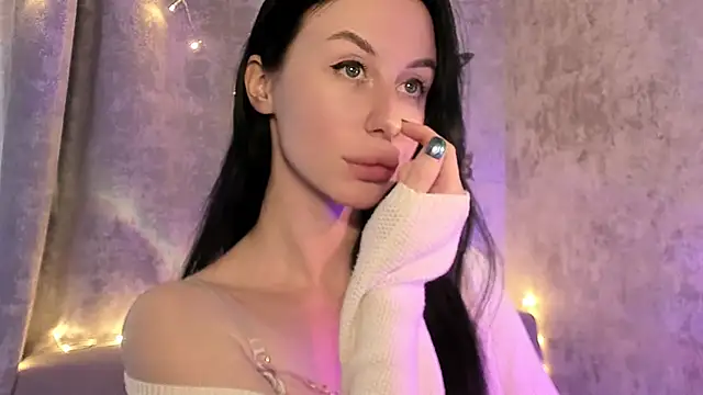 elena addiction online show from 14, 4, 2026