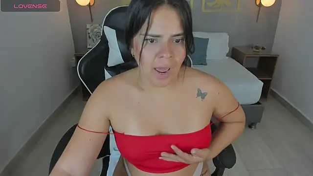 ayla13  online show from 4, 3, 2025